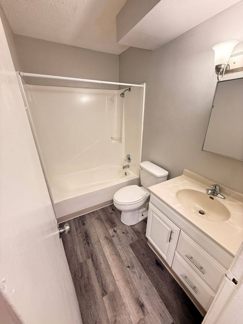 Apartment for rent at 608 NE 4th St, Grimes, IA 50111