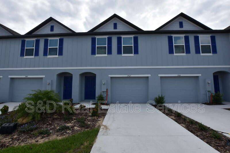 Townhouse for rent at 3905 Academia Ave, Lakeland, FL 33803