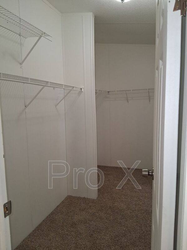 House for rent at 910 Sands Rd, Cave Springs, AR 72718
