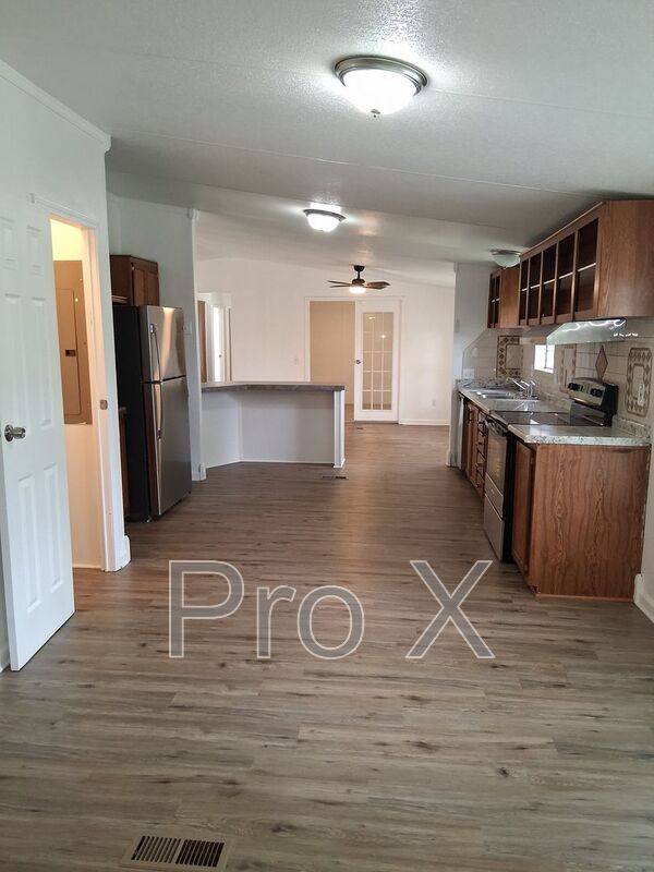House for rent at 910 Sands Rd, Cave Springs, AR 72718