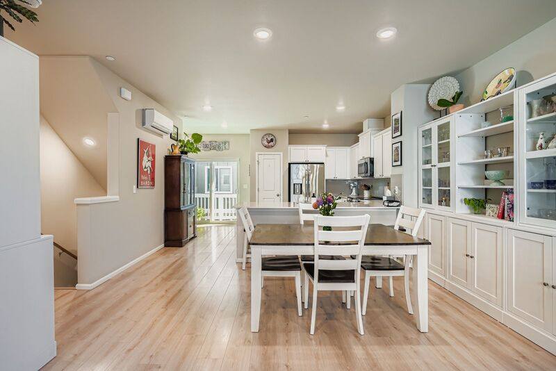 Townhouse for rent at 32668 Steamboat Lane, Black Diamond, WA 98010