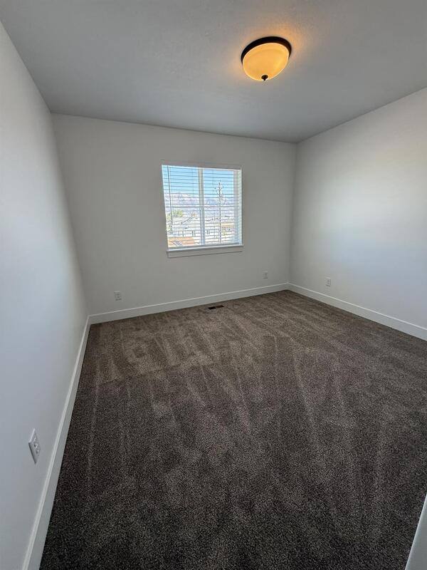 Townhouse for rent at 96 N 400 W #1, Tremonton, UT 84337