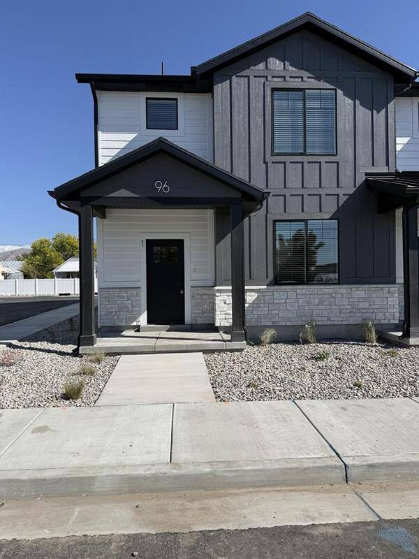 Townhouse for rent at 96 N 400 W #1, Tremonton, UT 84337
