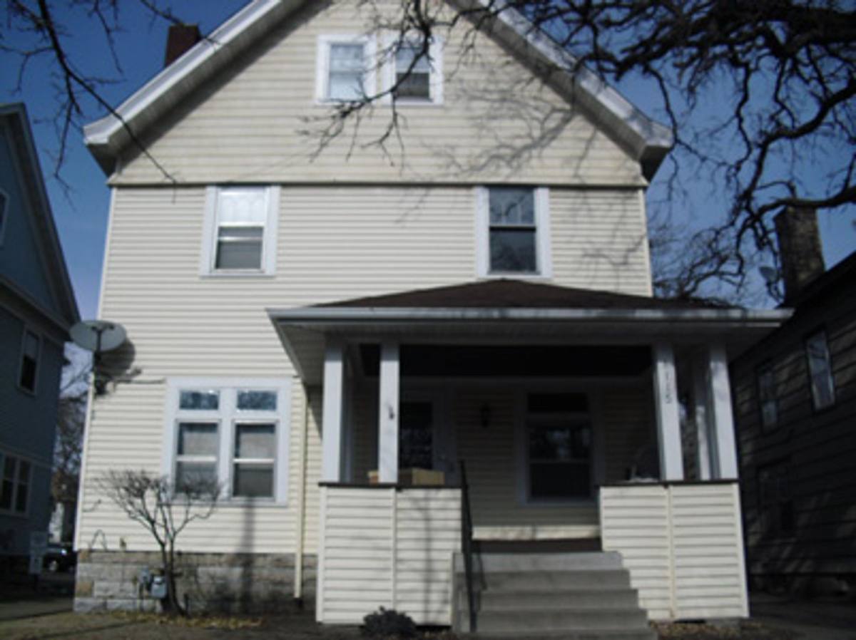 Apartment for rent at 1115 4th St SE, Minneapolis, MN 55414