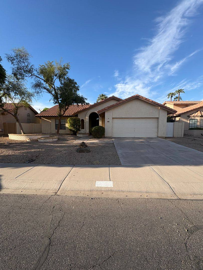 House for rent at 1518 W Antiqua Dr, Gilbert, AZ 85233