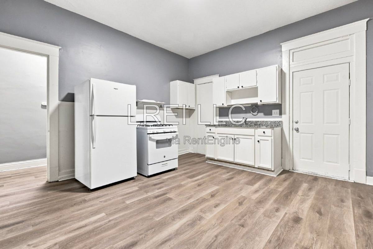 House for rent at 1821 Date St, Louisville, KY 40210