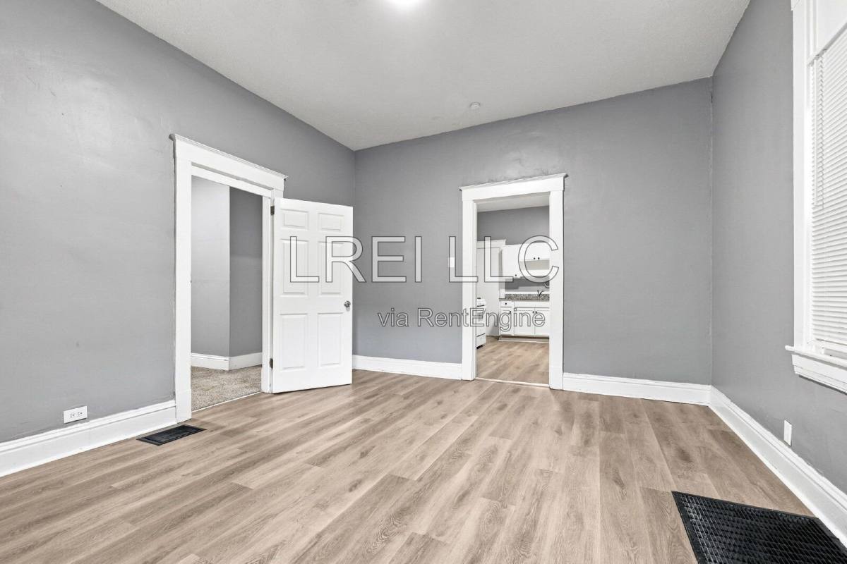 House for rent at 1821 Date St, Louisville, KY 40210