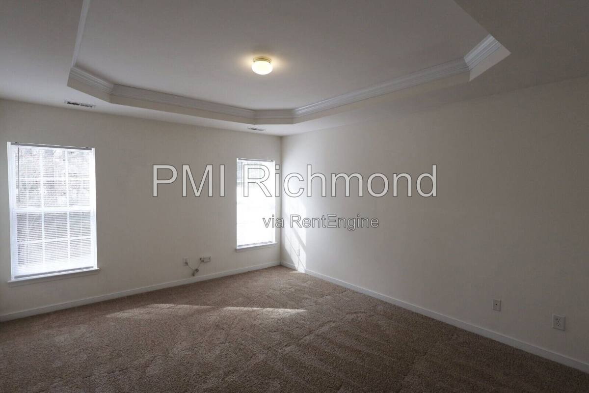 Townhouse for rent at 5805 Park Creste Dr, Glen Allen, VA 23059