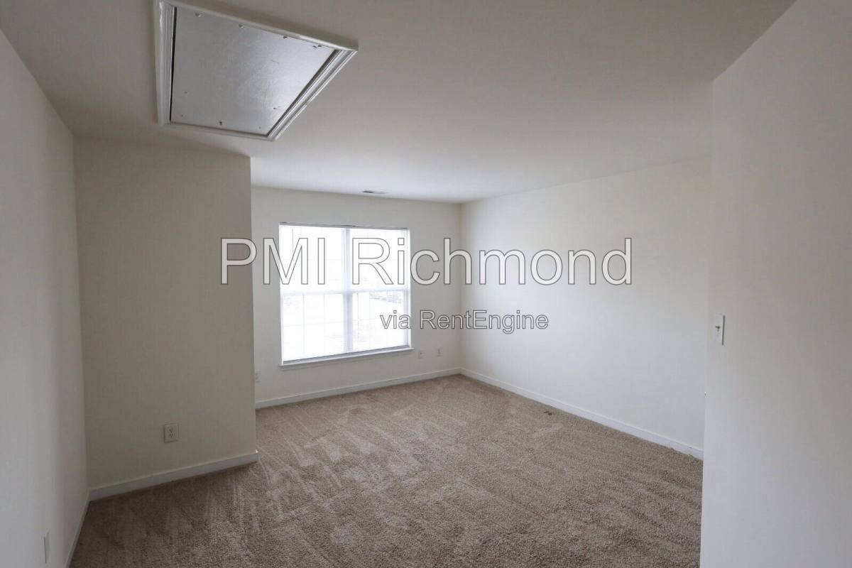 Townhouse for rent at 5805 Park Creste Dr, Glen Allen, VA 23059