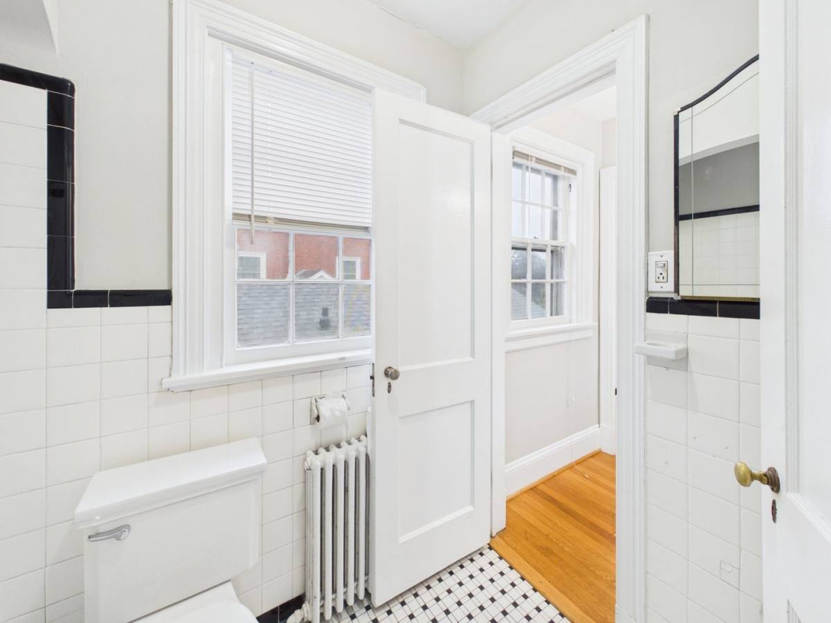 Apartment for rent at 4406 Augusta Ave, West Unit, Richmond, VA 23230