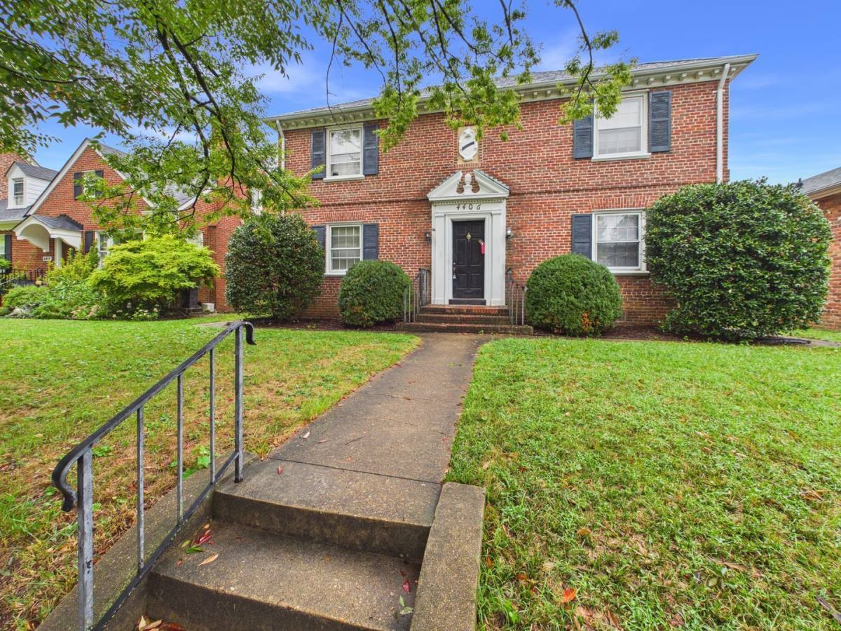 Apartment for rent at 4406 Augusta Ave, West Unit, Richmond, VA 23230
