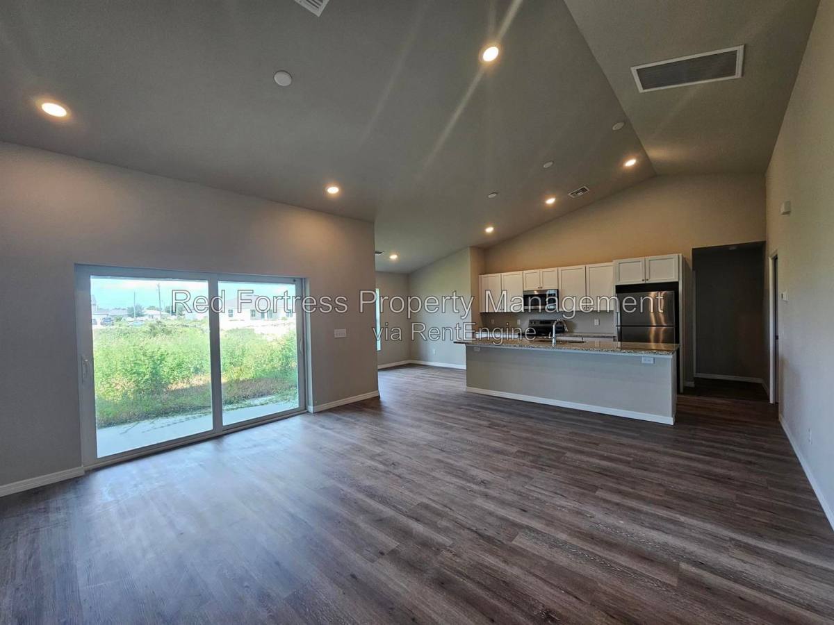 Apartment for rent at 2300 NW 9th Ave, Cape Coral, FL 33993