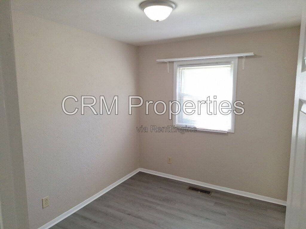 House for rent at 5800 Mendota Dr, Kokomo, IN 46902