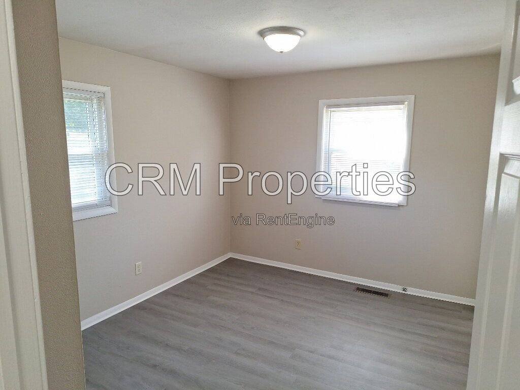 House for rent at 5800 Mendota Dr, Kokomo, IN 46902