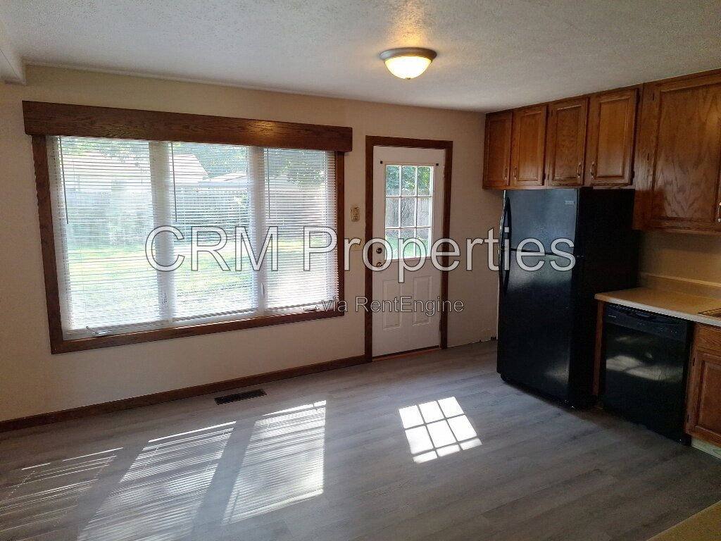 House for rent at 5800 Mendota Dr, Kokomo, IN 46902