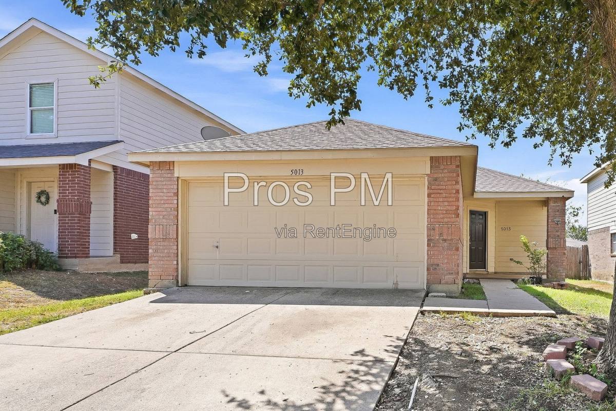 House for rent at 5013 Waterford Dr, Fort Worth, TX 76179