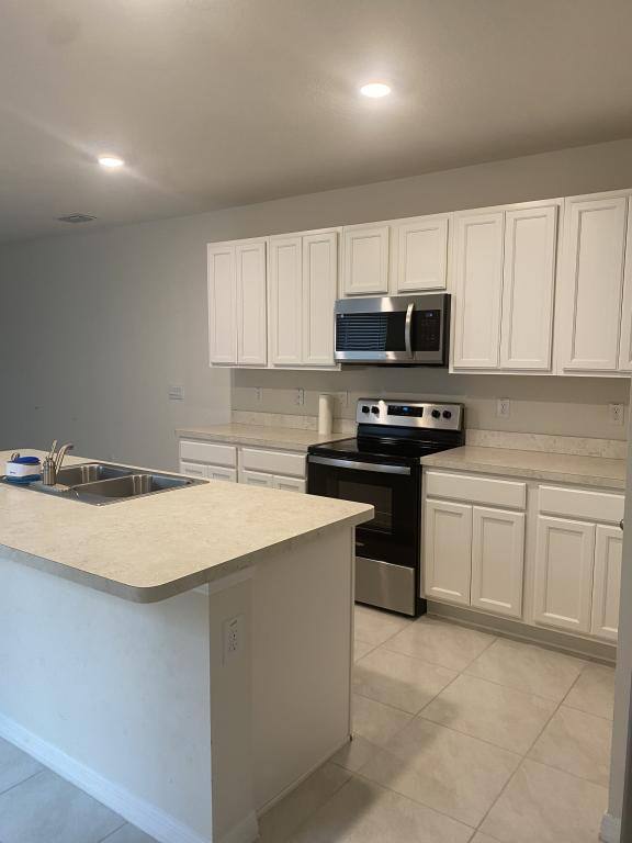 House for rent at 6800 Huntleigh Hammock Rd, St. Cloud, FL 34773