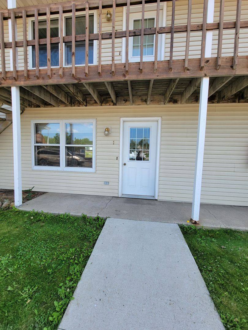 Apartment for rent at 542 E Bronson Rd, Seymour, WI 54165