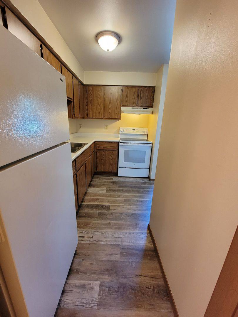 Apartment for rent at 542 E Bronson Rd, Seymour, WI 54165
