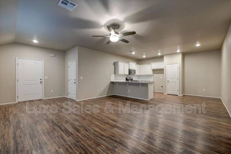 House for rent at 10910 NW 119th, Yukon, OK 73099