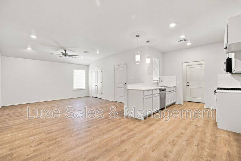 8012 NW 110th Dr, Oklahoma City, OK 73162 - House for Rent - Image 4