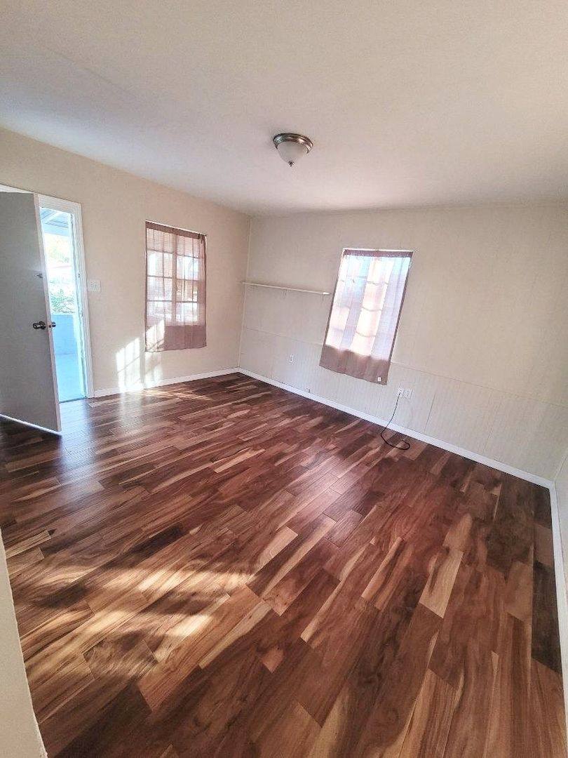 Apartment for rent at 1414 N Lakeview Ave, Leesburg, FL 34748