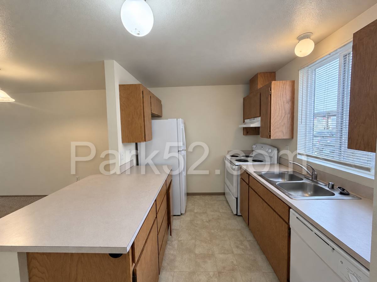 4545 S Puget Sound Ave #A, Tacoma, WA 98409 - Townhouse for Rent - Image 6