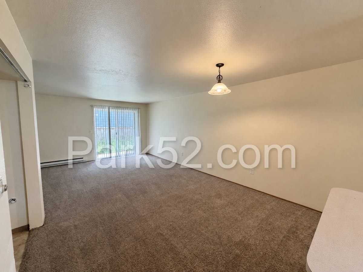 4545 S Puget Sound Ave #A, Tacoma, WA 98409 - Townhouse for Rent - Image 4