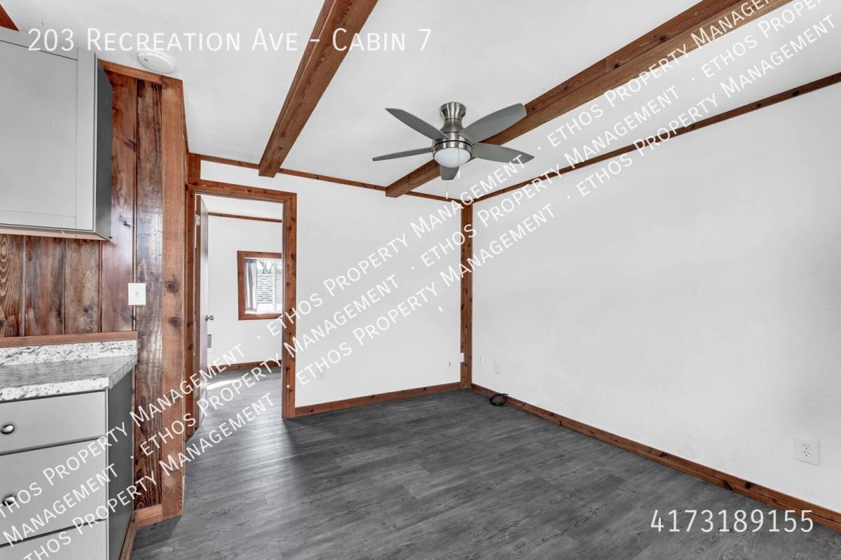Apartment for rent at 203 Recreation Ave #CABIN 7, Rockaway Beach, MO 65740