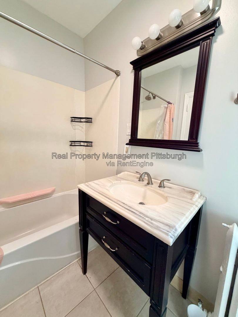House for rent at 113 Bayard Place, Pittsburgh, PA 15213