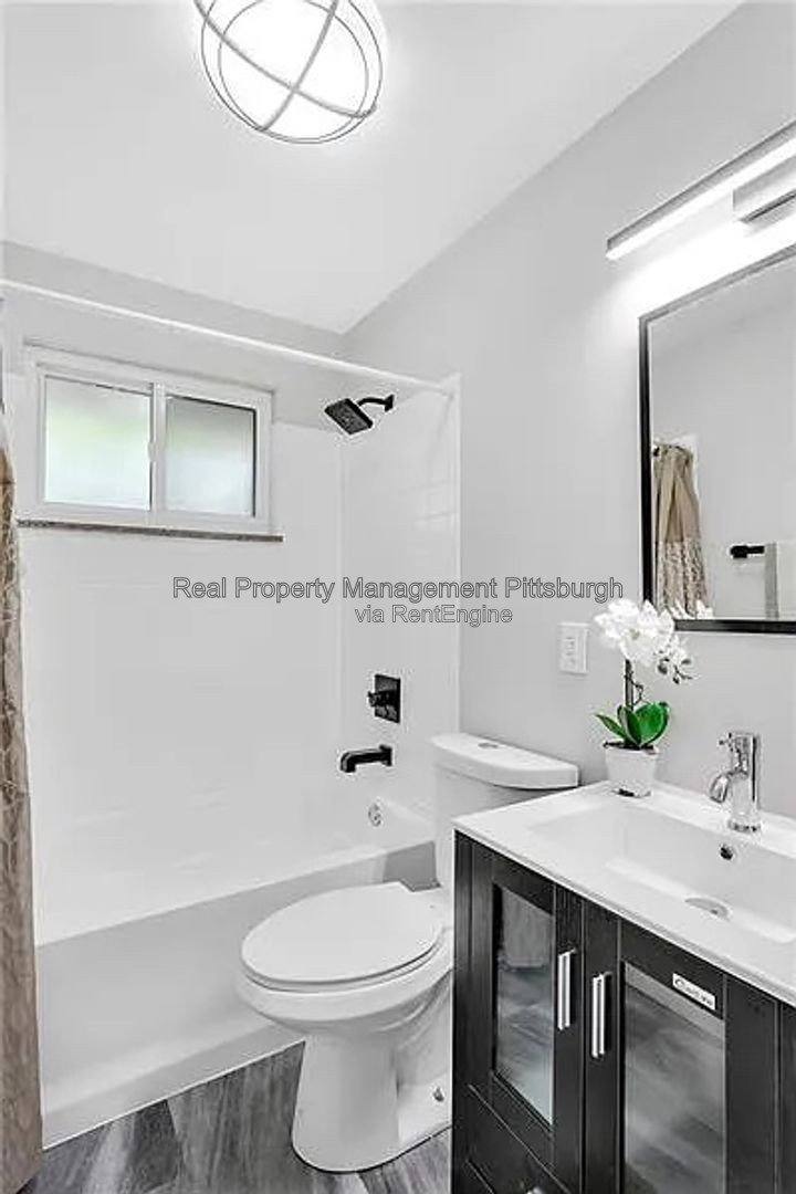 House for rent at 1307 Universal Rd, Pittsburgh, PA 15235