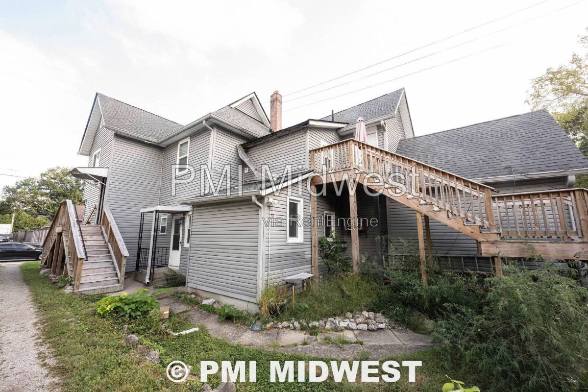 Apartment for rent at 447 E Jefferson St #3, Franklin, IN 46131