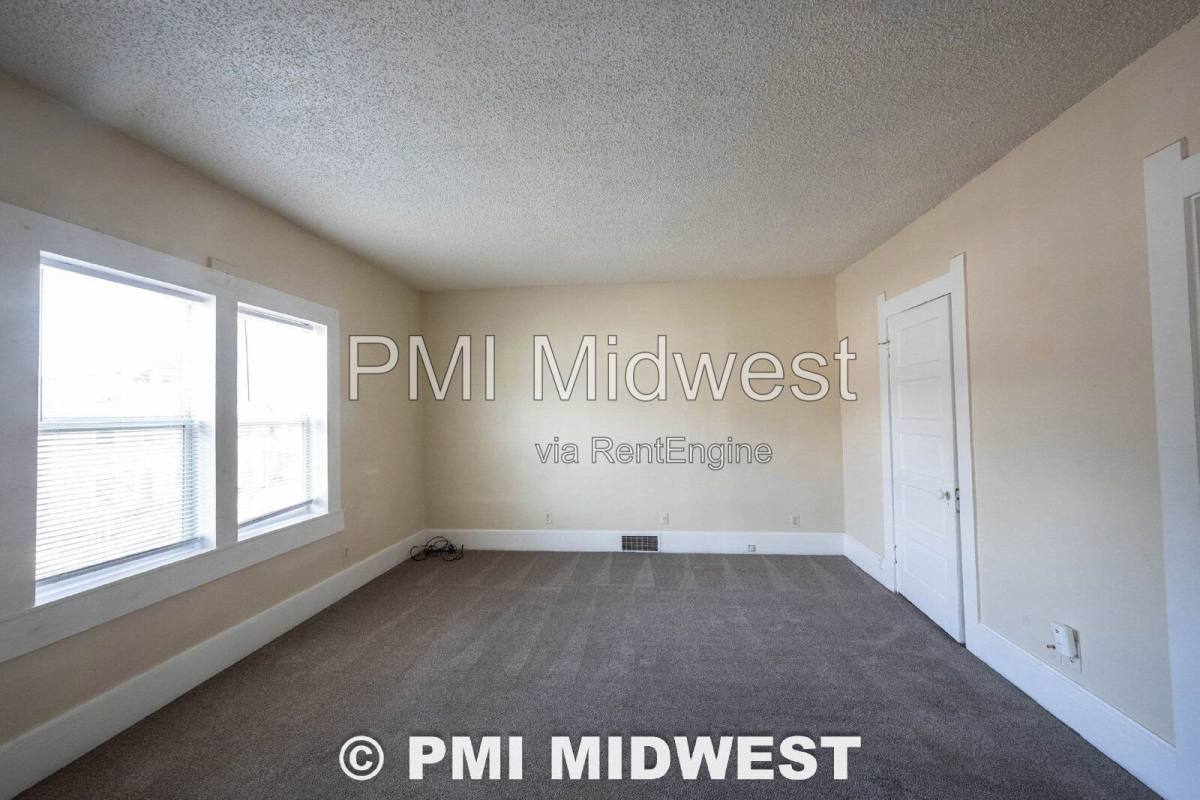 Apartment for rent at 447 E Jefferson St #3, Franklin, IN 46131