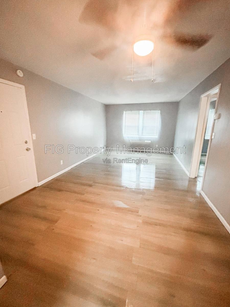 Apartment for rent at 1433 Stratford Rd #10, Kingsport, TN 37664