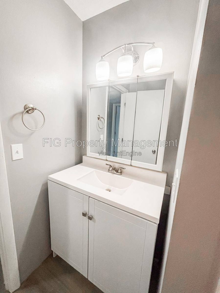 Apartment for rent at 1433 Stratford Rd #10, Kingsport, TN 37664