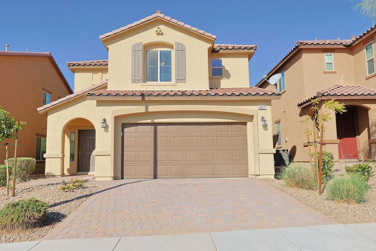House for rent at 8663 Reynolds Spring St, Las Vegas, NV 89178