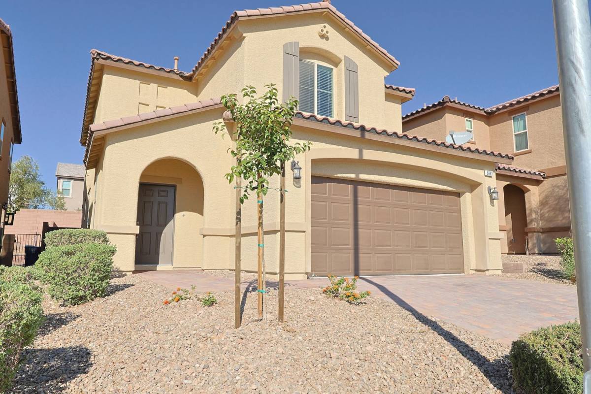 House for rent at 8663 Reynolds Spring St, Las Vegas, NV 89178
