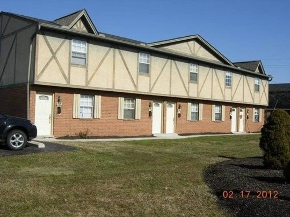 Townhouse for rent at 5390 Harbin Place, Westerville, OH 43081