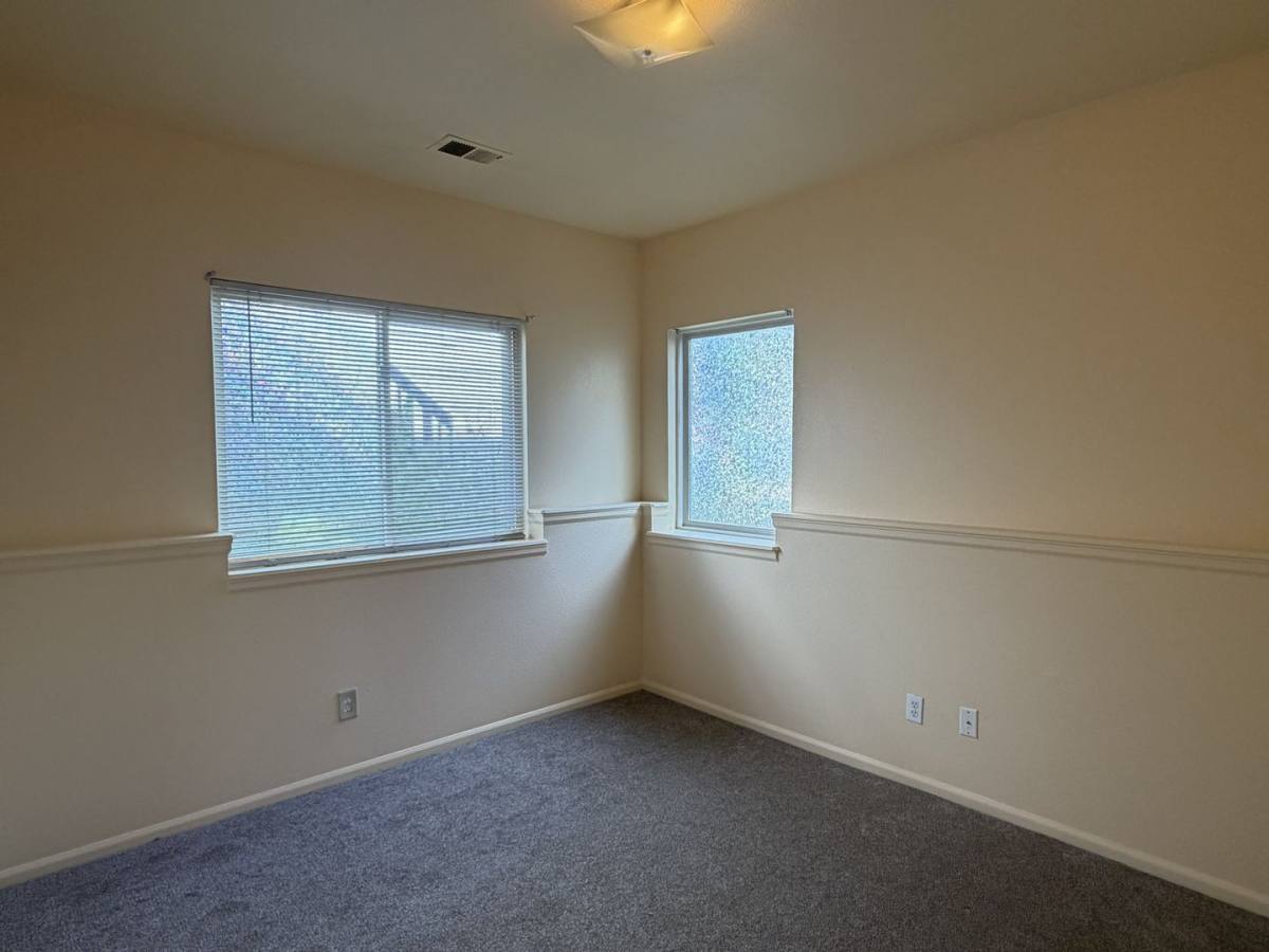 629 S Sherwood St, Fort Collins, CO 80521 - Apartment for Rent - Image 10