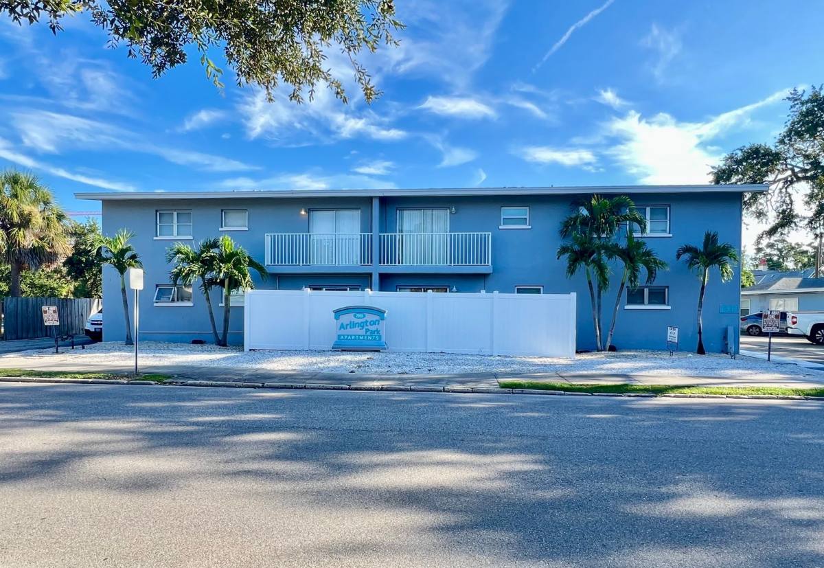Apartment for rent at Arlington Park, 2055 Arlington St, Sarasota, FL 34239