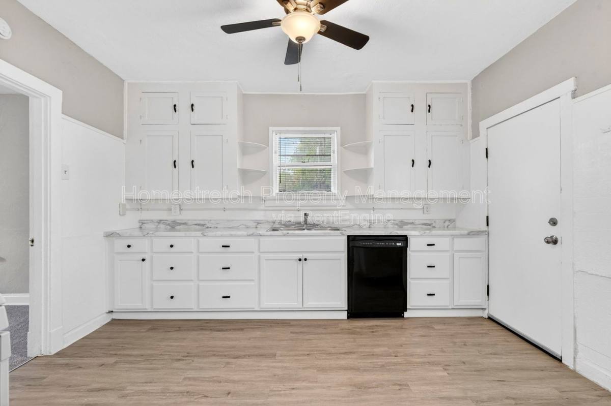 House for rent at 7135 Woodrow Ave, St. Louis, MO 63121