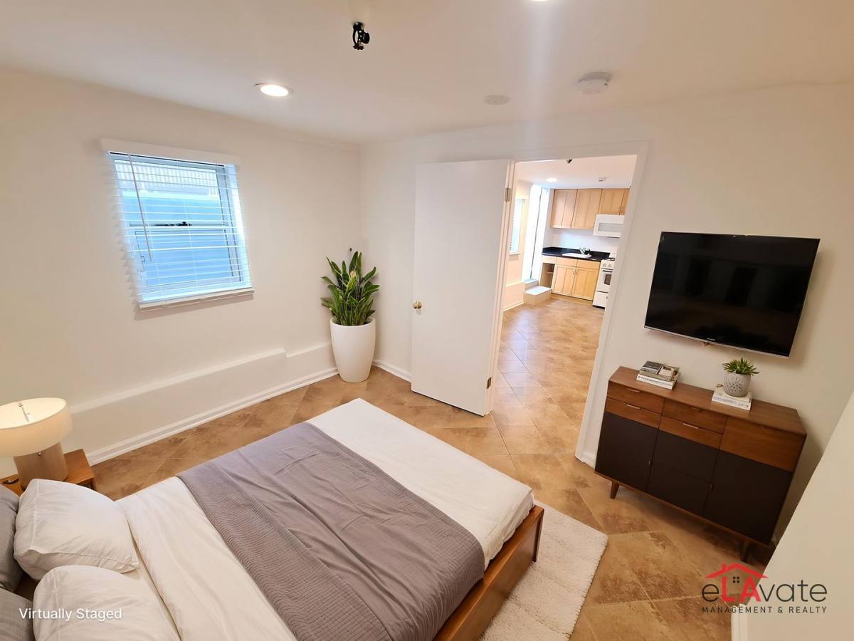 Apartment for rent at 1515 S Beverly Glen Blvd #10, Los Angeles, CA 90024