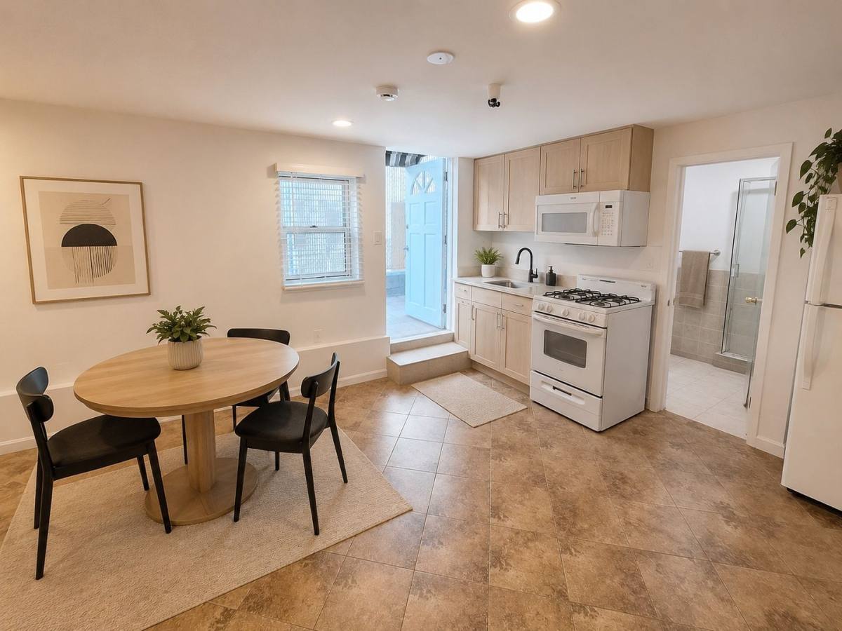 Apartment for rent at 1515 S Beverly Glen Blvd #10, Los Angeles, CA 90024