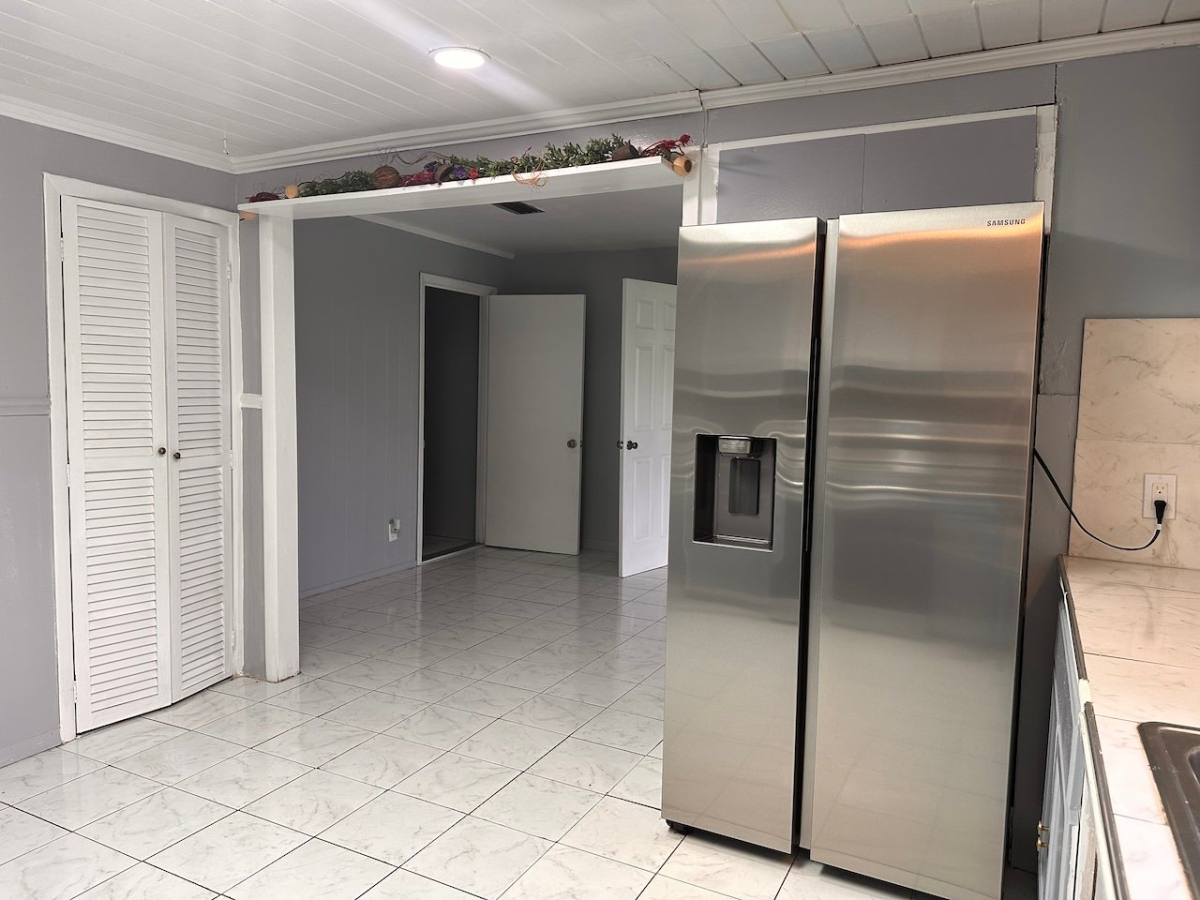 Apartment for rent at 533 Scranton Rd, Brunswick, GA 31520