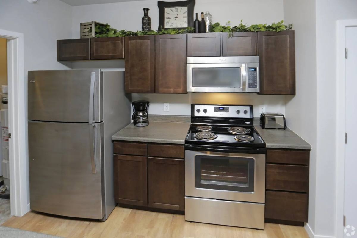 Townhouse for rent at North Highlands & Villas, 1250 27th Ave NW, Minot, ND 58703