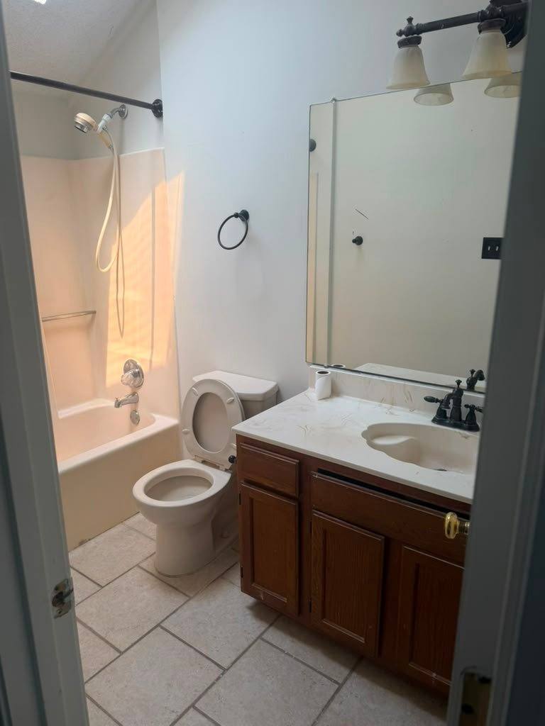 Townhouse for rent at 4375 Misty Morning Dr, Memphis, TN 38141