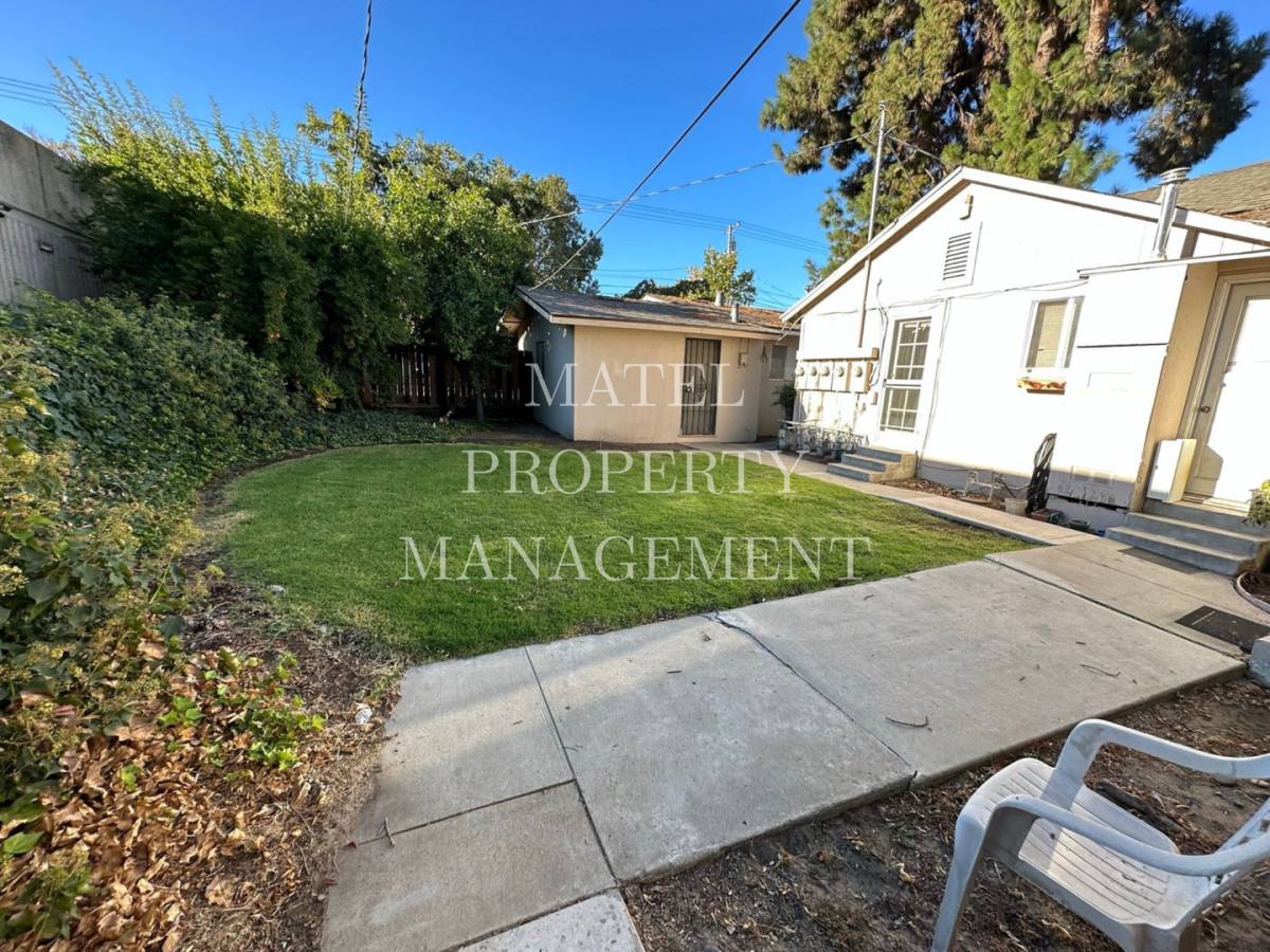Apartment for rent at 101, 103, 105, 107, 109, 111 E Canal Dr, Turlock, CA 95380