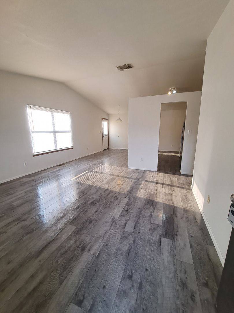 2005 Carlee Dr, Pueblo, CO 81005 - Apartment for Rent - Image 2