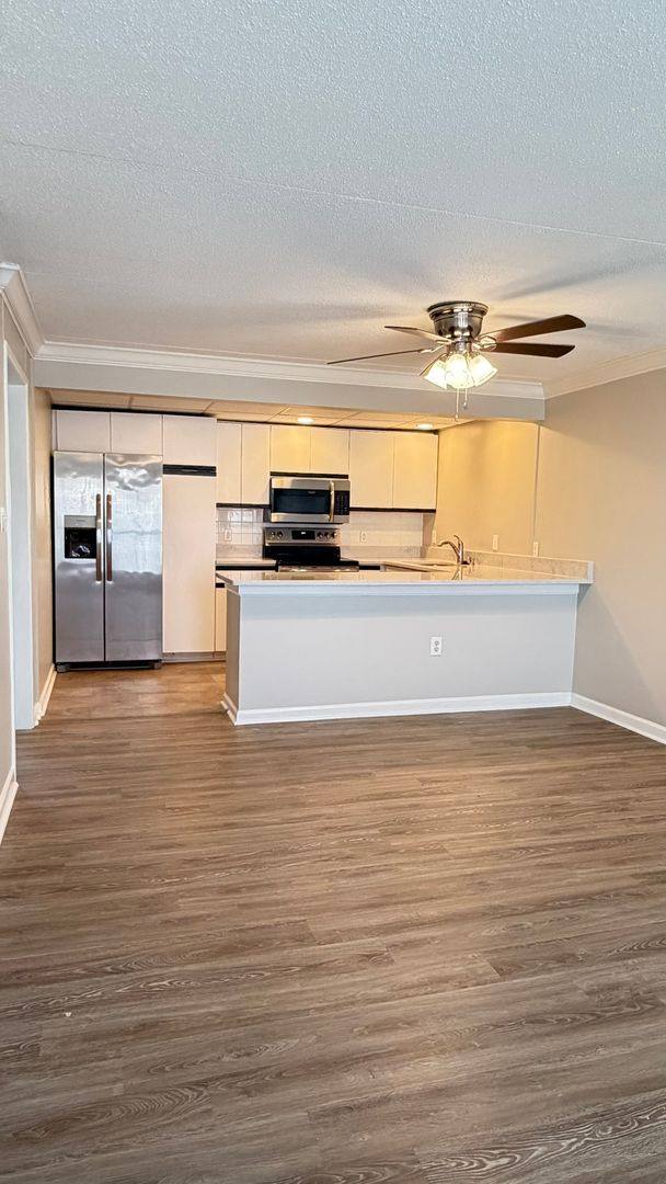 2749 Sullins St #204, Knoxville, TN 37919 - Condo for Rent - Image 5