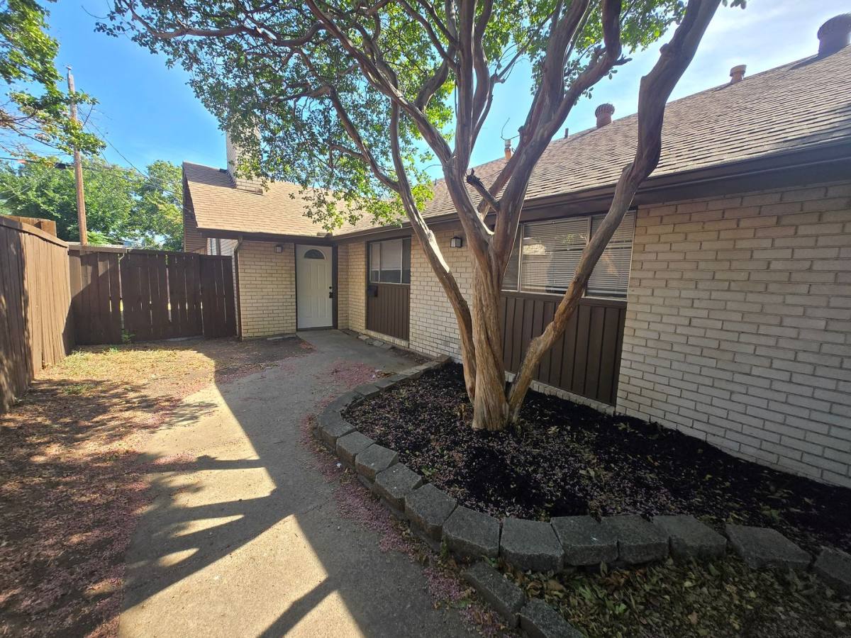 Apartment for rent at 13439 Blossomheath Lane, Dallas, TX 75240